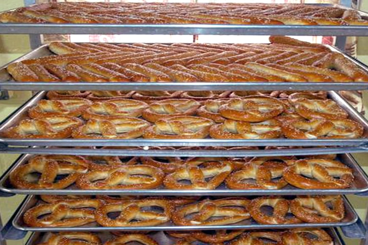 Dutch Country Soft Pretzels Bakery Store, Lancaster County PA