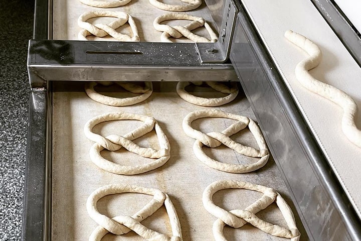 Dutch Country Soft Pretzels pretzel dough